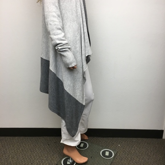 Asymmetrical Hem Color Block Cardigan Sweater - Picture 6 of 7